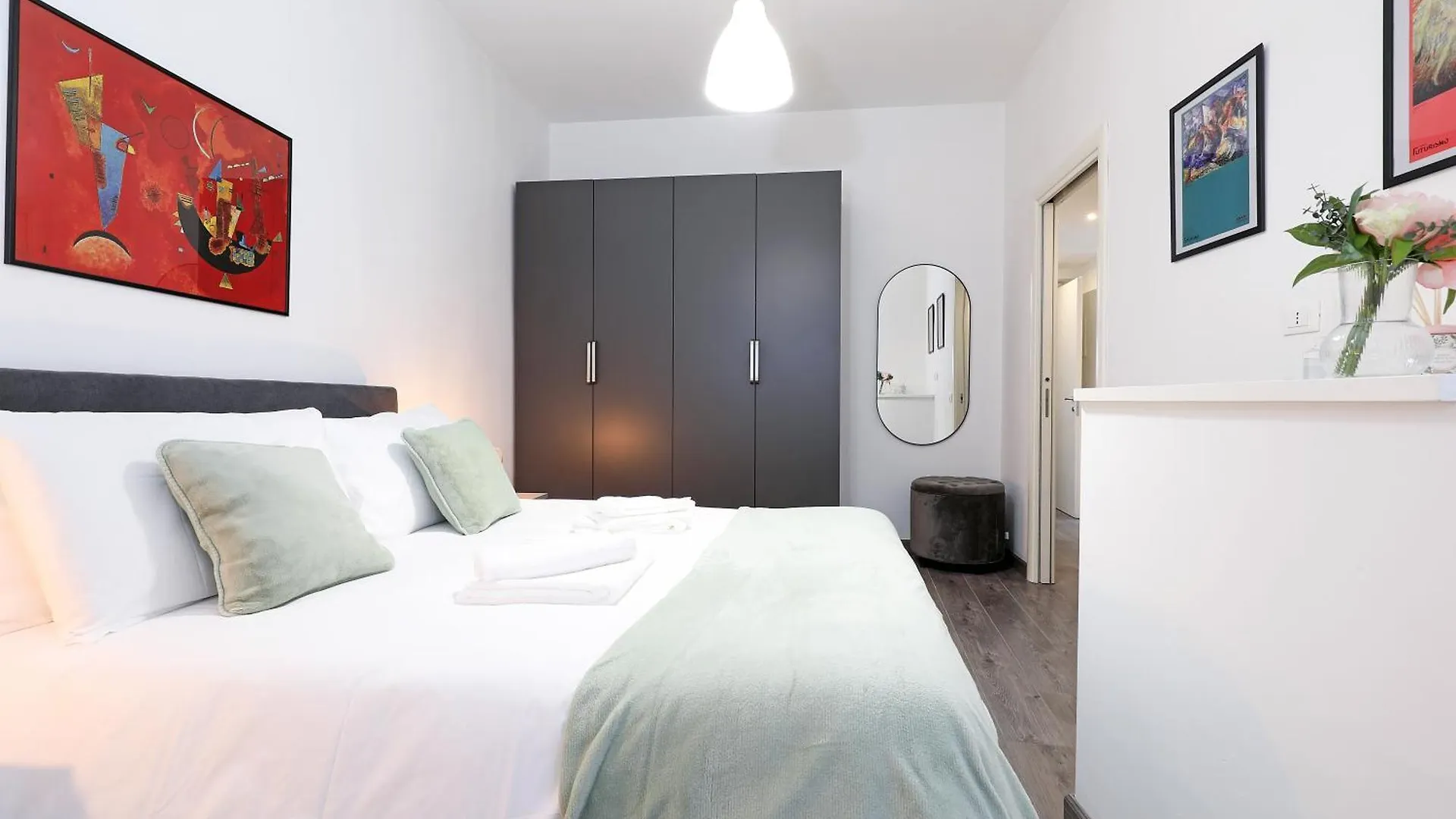 Apartment San Lorenzo Bridge House Rome Italy